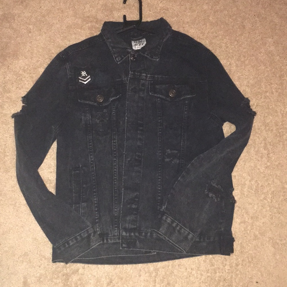 BLACK JEAN JACKET